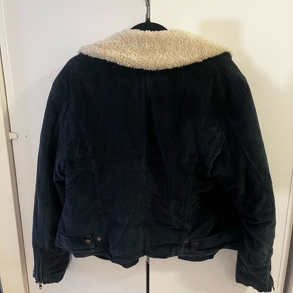 Free people corduroy fur collar jacket. - Picture 10 of 10